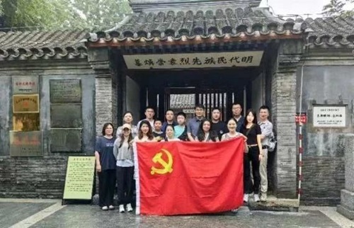 外科黨支部、麻醉黨支部赴袁崇煥祠參觀學(xué)習(xí)